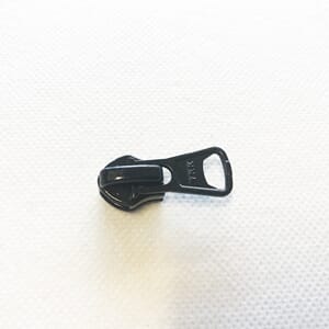 Glidelåsskyver Spiral 8mm YKK Stor Hempe Sort